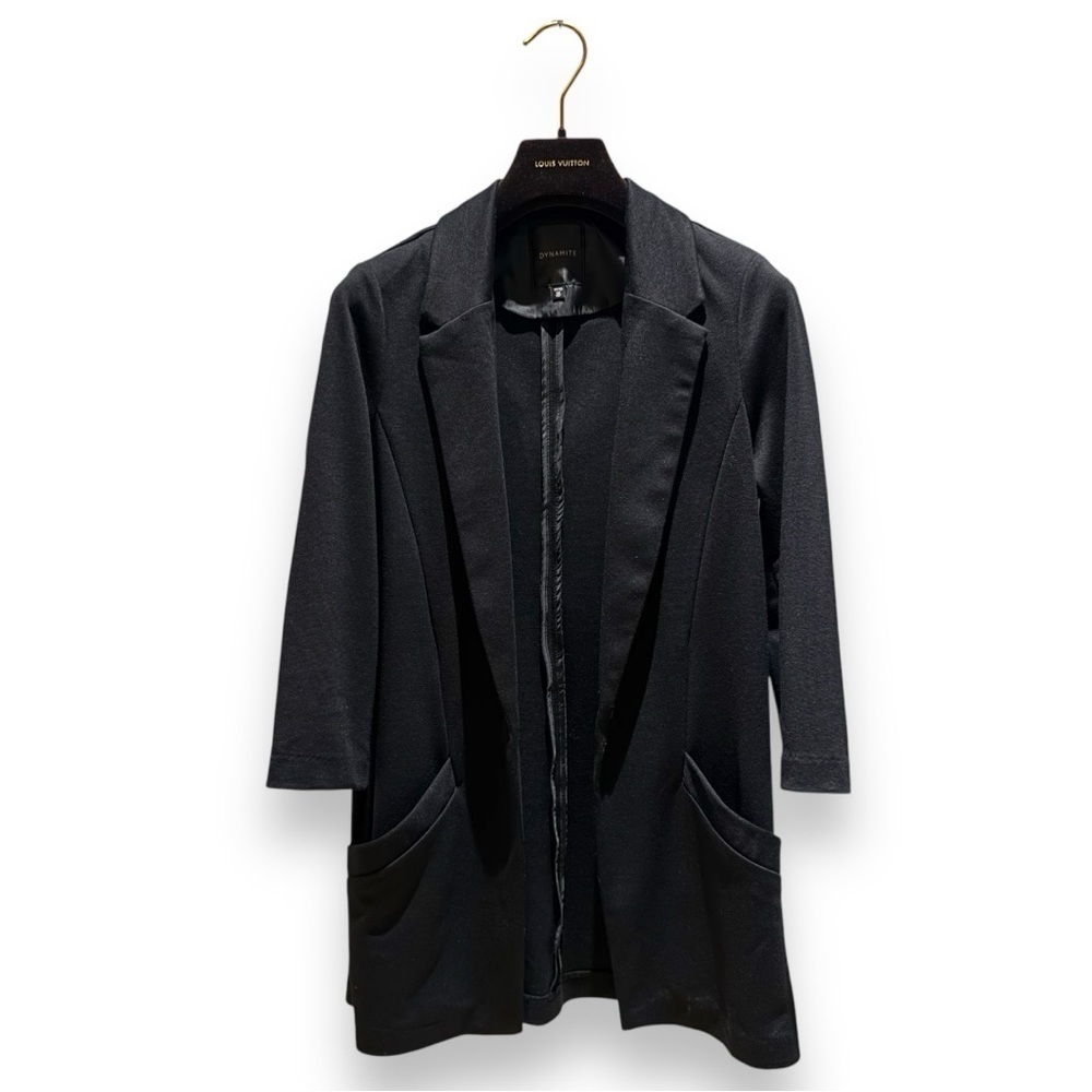 ✨Dynamite Black Open Blazer -  XS | Good Condition✨​​​​​​ - Picture 2 of 15